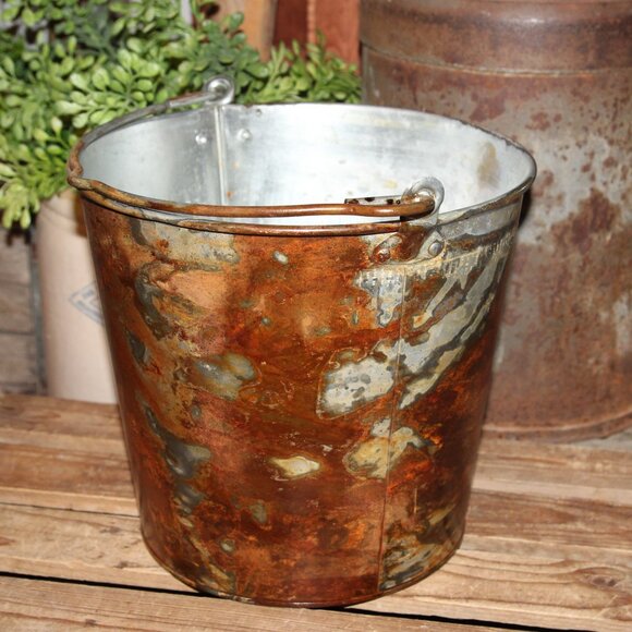 Large Rusty Galvanized Metal Rustic Farmhouse Bucket Pail Planter - Picture 4 of 6